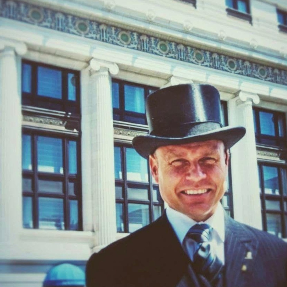 Meet your Posher, Scot